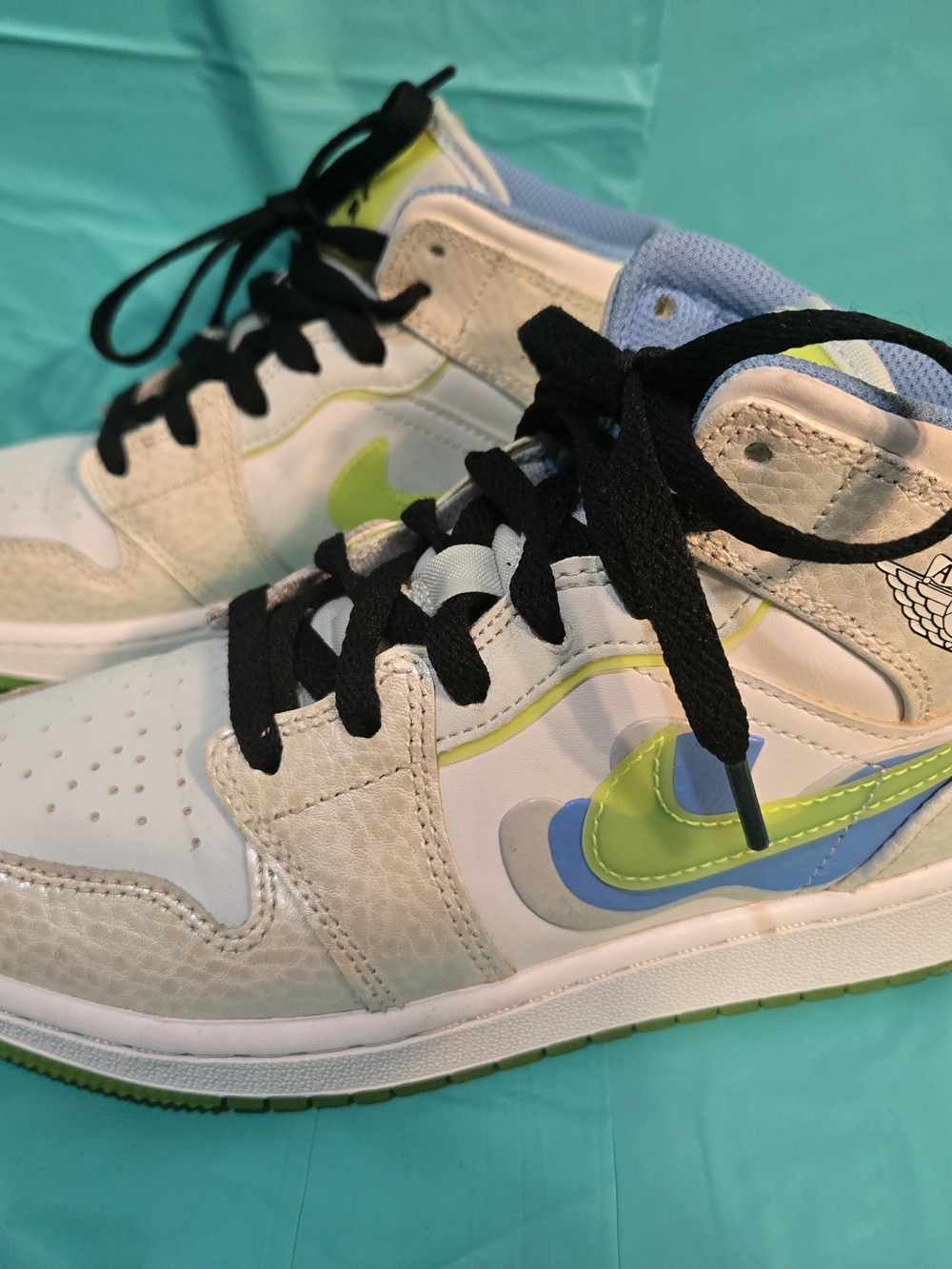 Nike Air Jordan 1 Mid SE Warped Swoosh - Youth 3.5